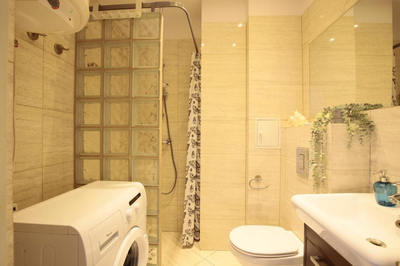 Elite Apartments Rajska One City Center 그단스크 외부 사진